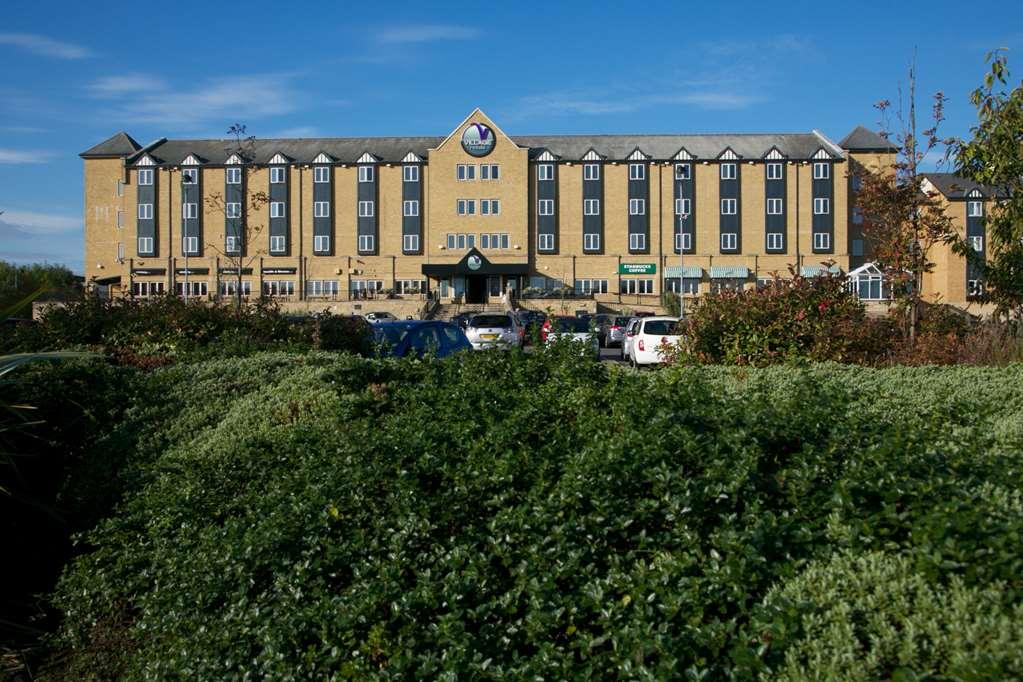 Village Hotel Newcastle Holystone  Экстерьер фото
