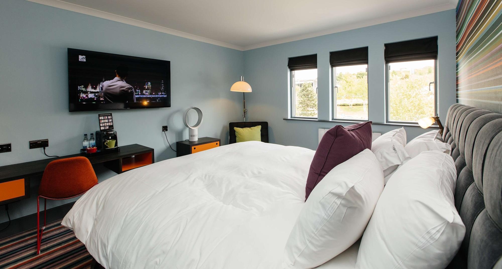 Village Hotel Newcastle Holystone  Экстерьер фото
