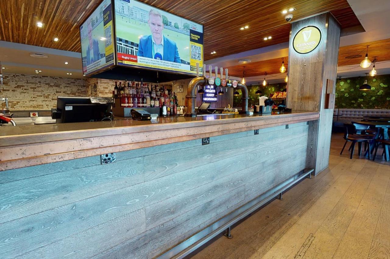 Village Hotel Newcastle Holystone  Экстерьер фото