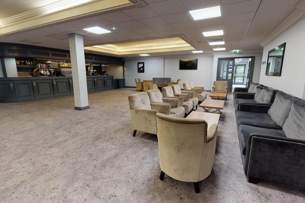 Village Hotel Newcastle Holystone  Экстерьер фото