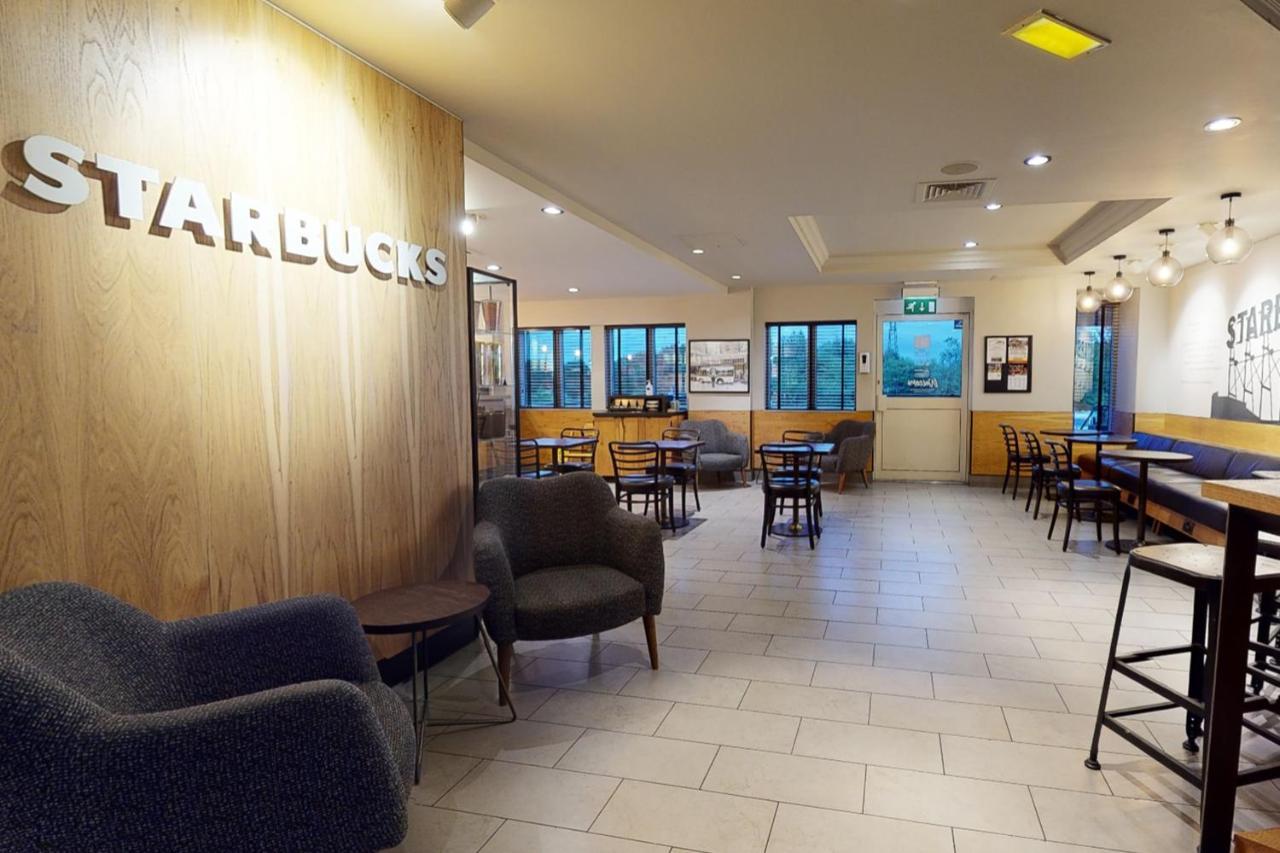 Village Hotel Newcastle Holystone  Экстерьер фото