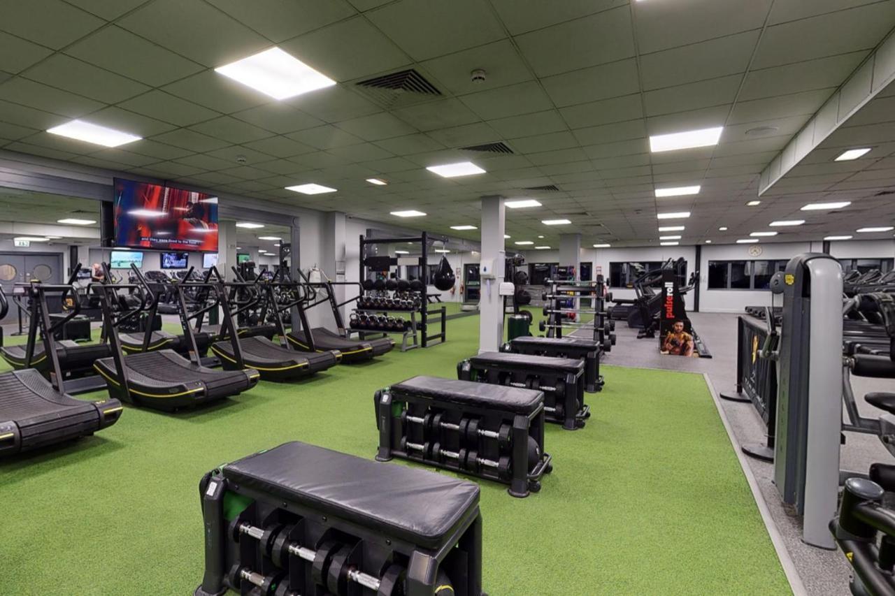 Village Hotel Newcastle Holystone  Экстерьер фото
