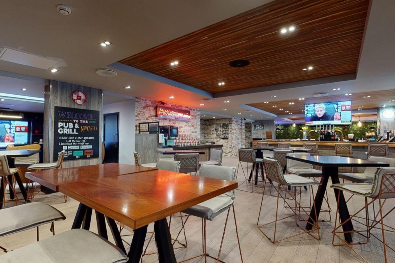 Village Hotel Newcastle Holystone  Экстерьер фото
