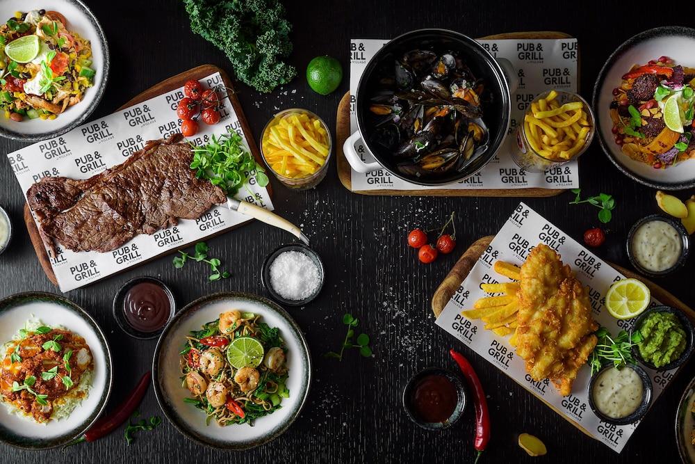 Village Hotel Newcastle Holystone  Экстерьер фото